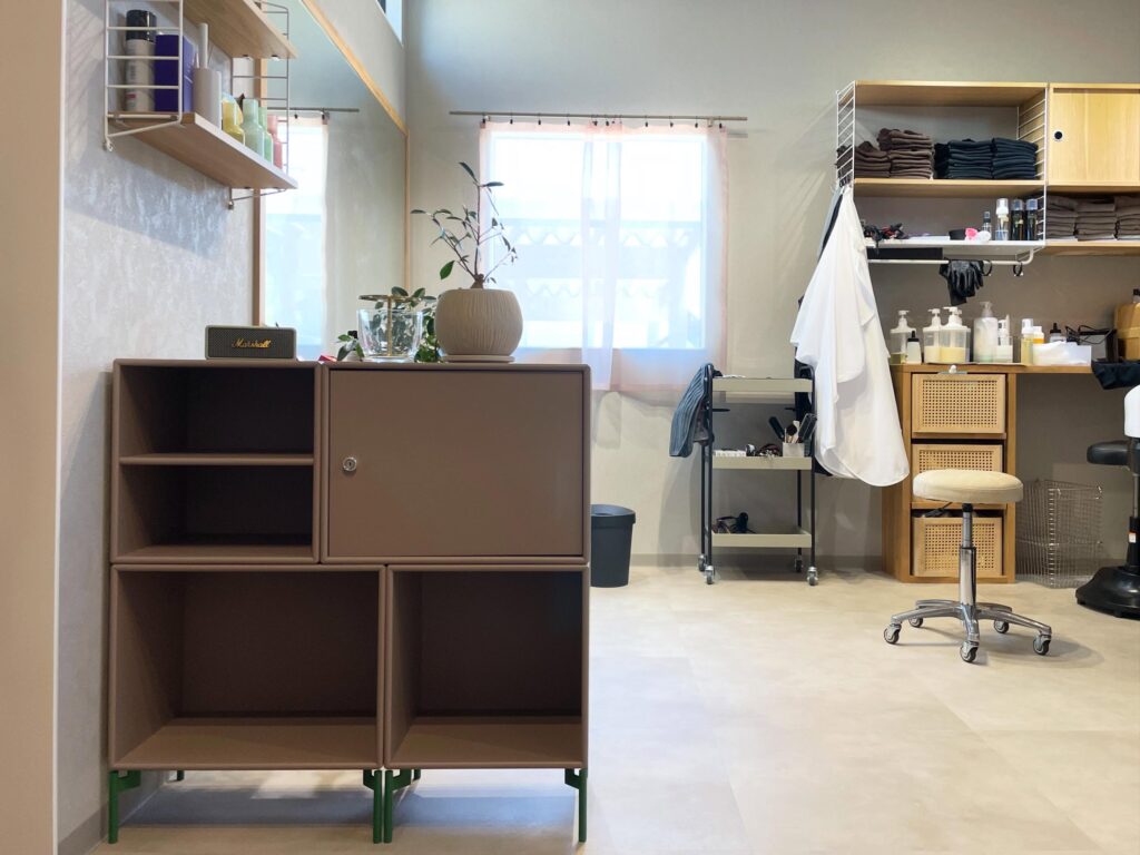 新潟市江南区enoaに納品されたモンタナのシステムシェルフ