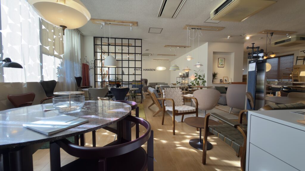 新潟市西区東青山のインテリアショップ フィンチアンドホームの店舗